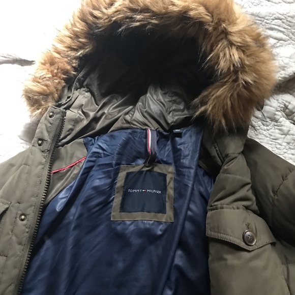 COPY - Tommy Hilfiger Jacket - Picture 2 of 4